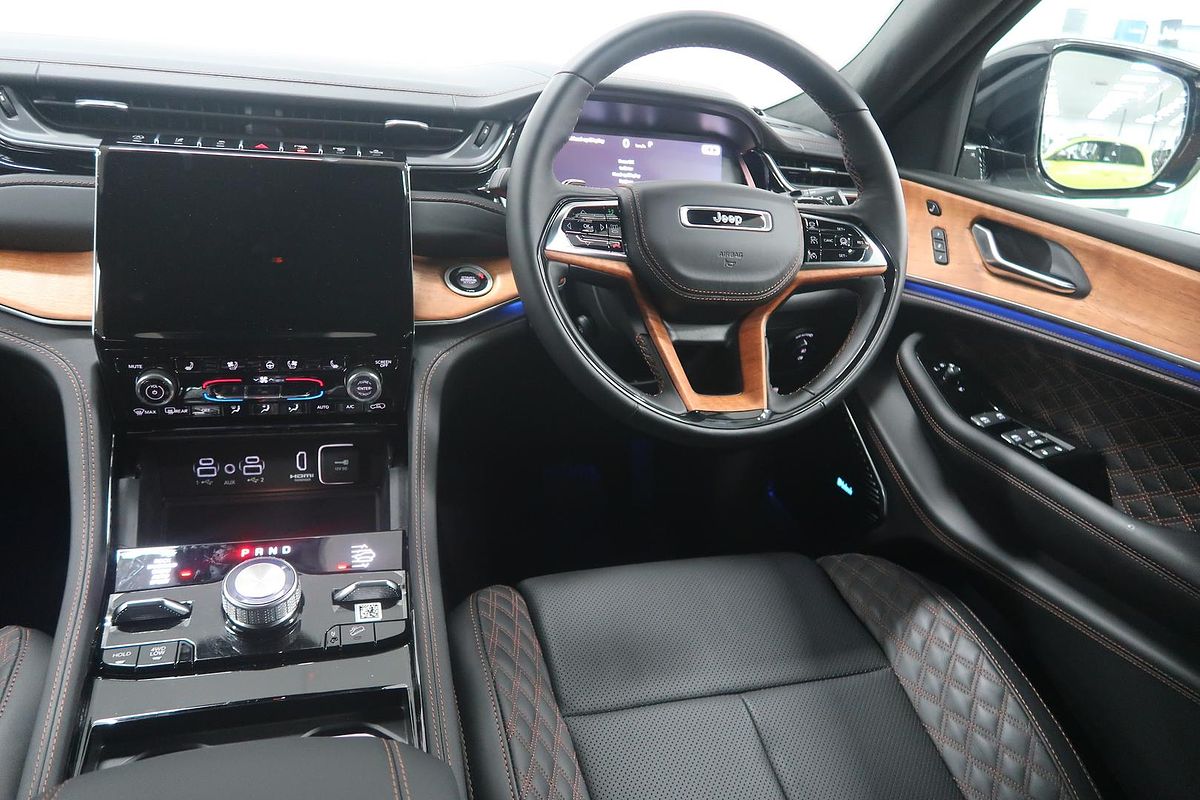 2023 Jeep Grand Cherokee Summit Reserve WL