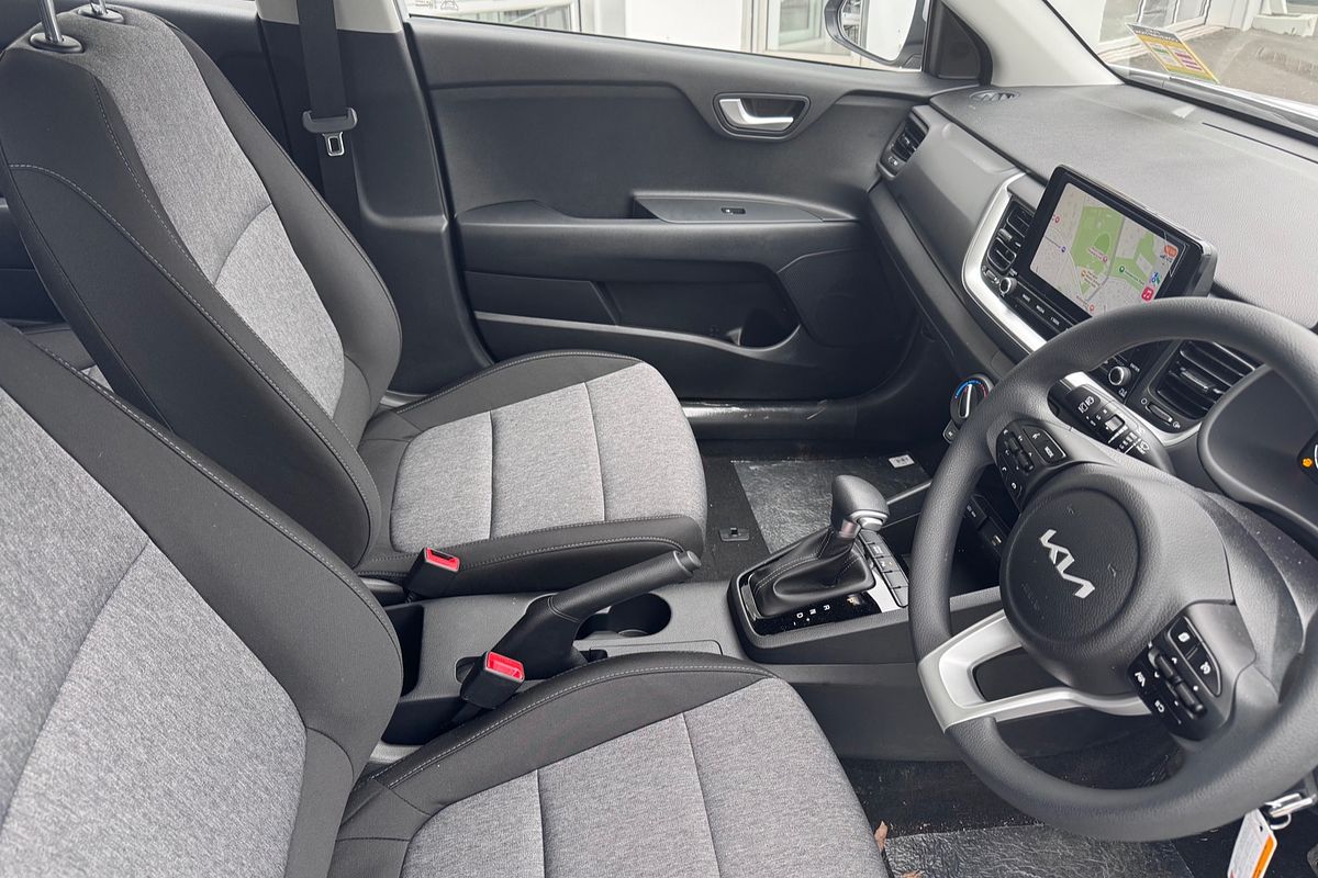 2025 Kia Stonic S YB