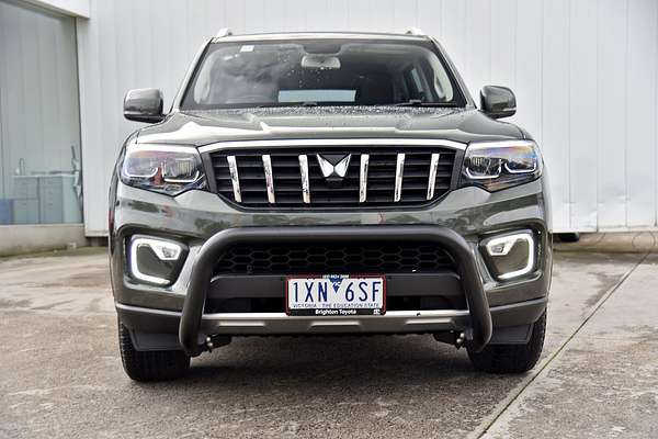 2023 Mahindra Scorpio Z8