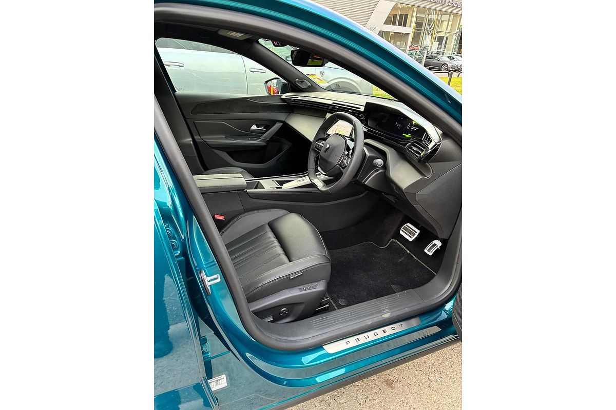 2025 Peugeot 408 GT Premium Hybrid P54