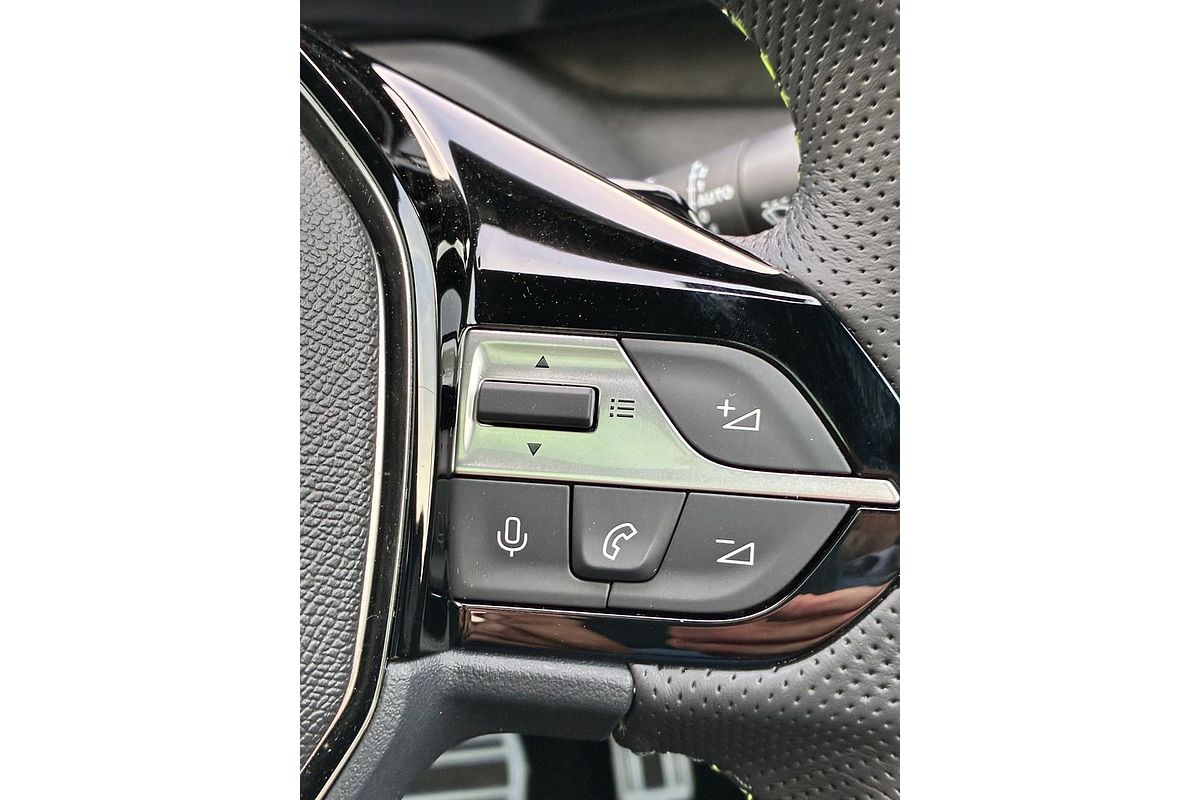 2025 Peugeot 408 GT Premium Hybrid P54