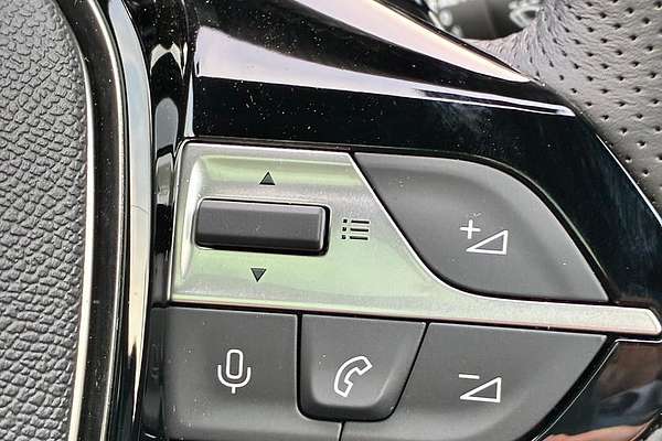 2025 Peugeot 408 GT Premium Hybrid P54