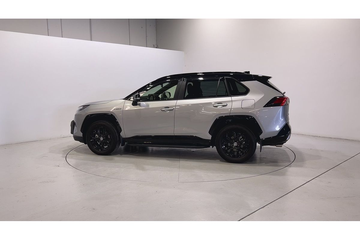 2024 Toyota RAV4 XSE AXAH54R