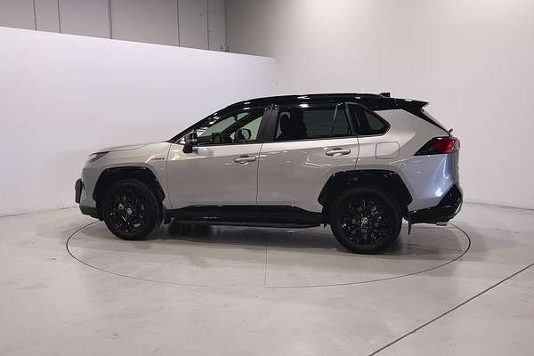 2024 Toyota RAV4 XSE AXAH54R