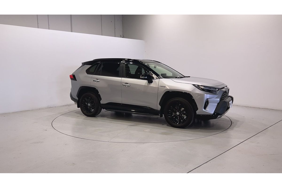 2024 Toyota RAV4 XSE AXAH54R