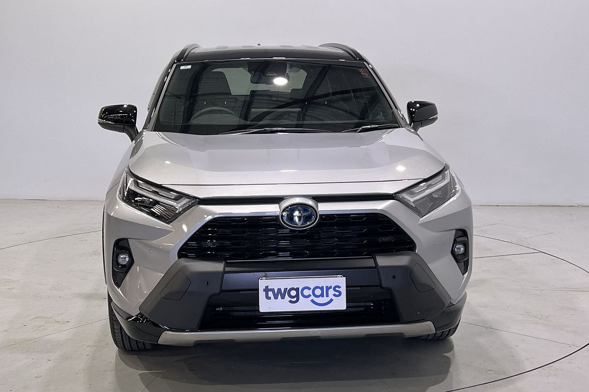2024 Toyota RAV4 XSE AXAH54R