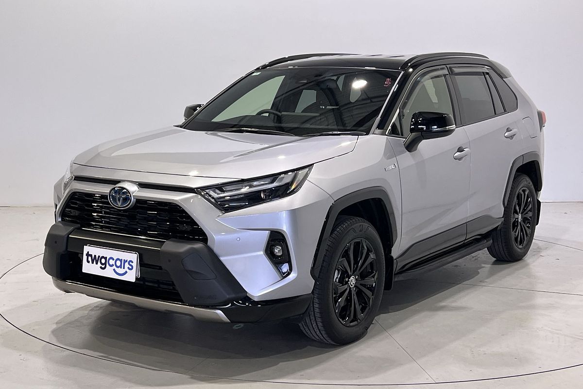 2024 Toyota RAV4 XSE AXAH54R