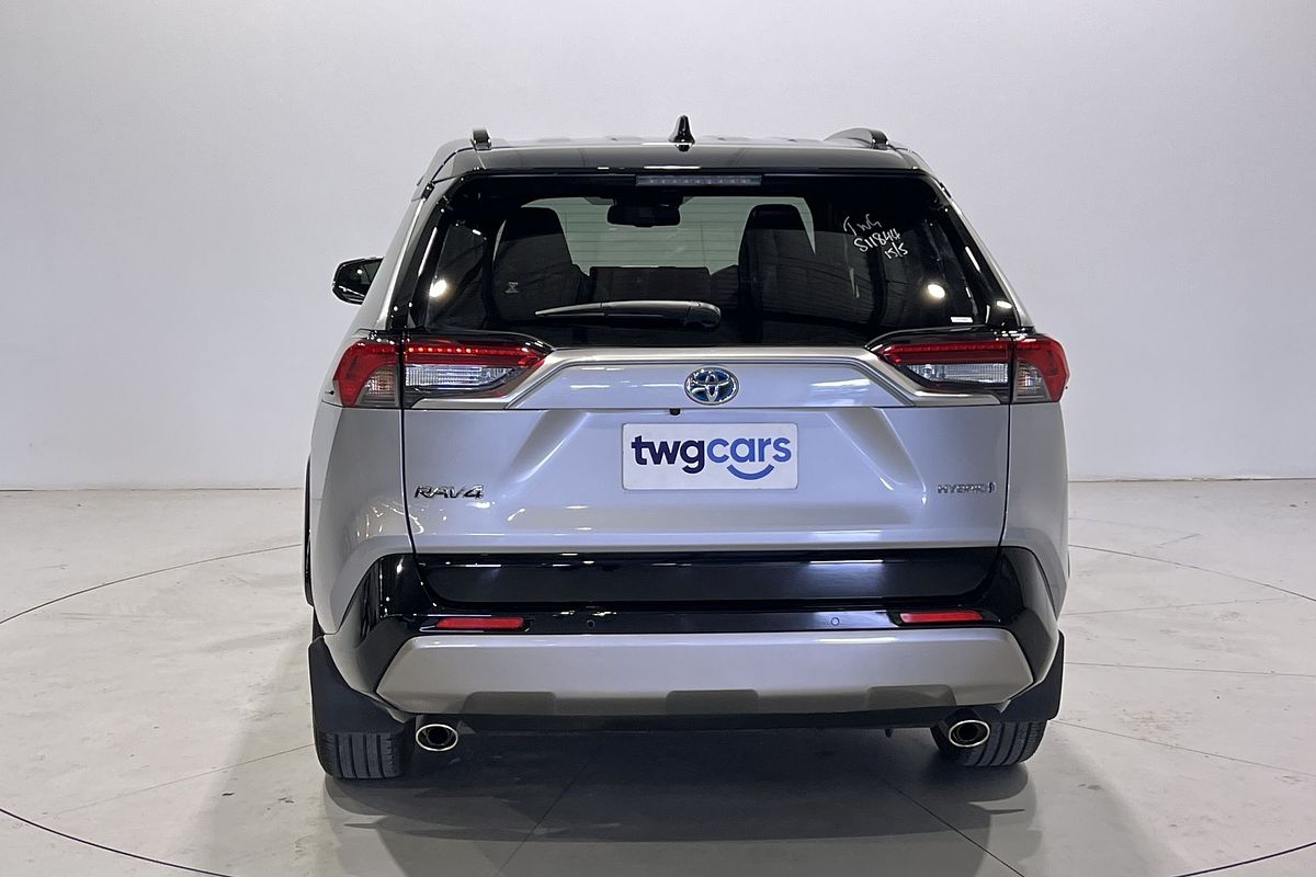 2024 Toyota RAV4 XSE AXAH54R