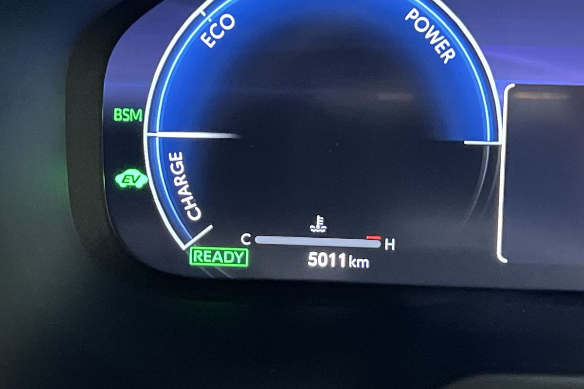 2024 Toyota RAV4 XSE AXAH54R