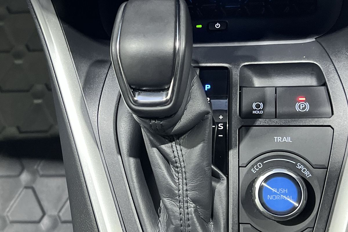 2024 Toyota RAV4 XSE AXAH54R