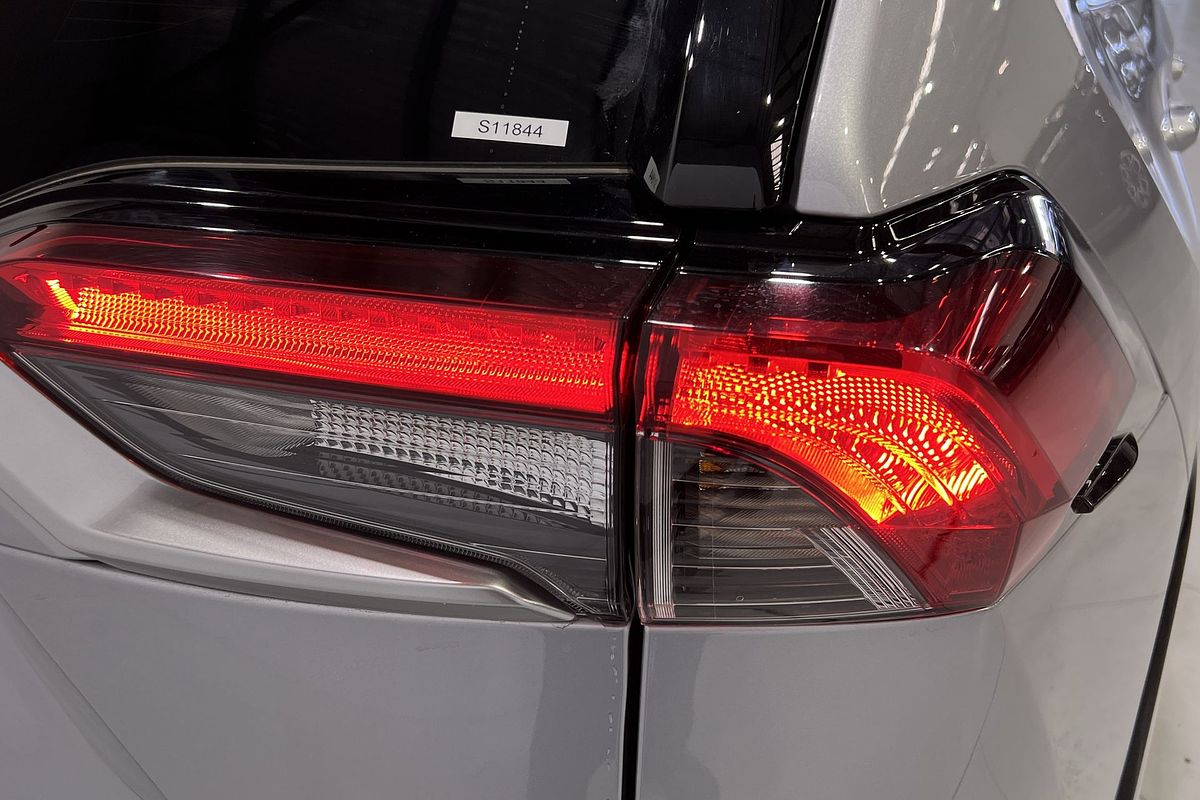 2024 Toyota RAV4 XSE AXAH54R