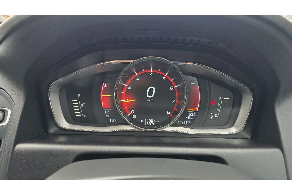 2016 Volvo XC60 T5 Luxury