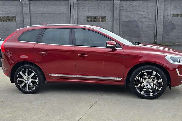 2016 Volvo XC60 T5 Luxury