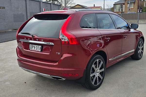 2016 Volvo XC60 T5 Luxury