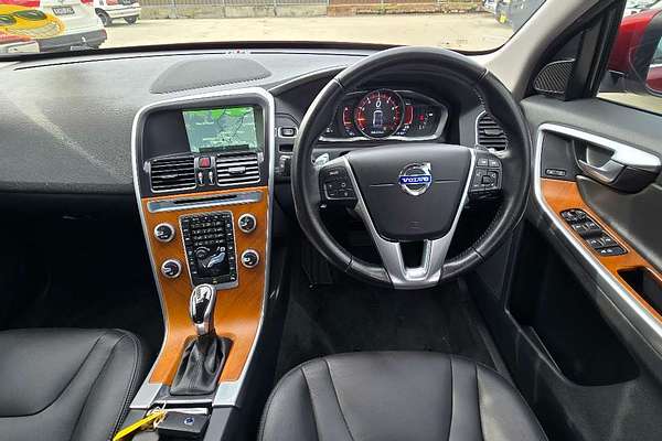 2016 Volvo XC60 T5 Luxury