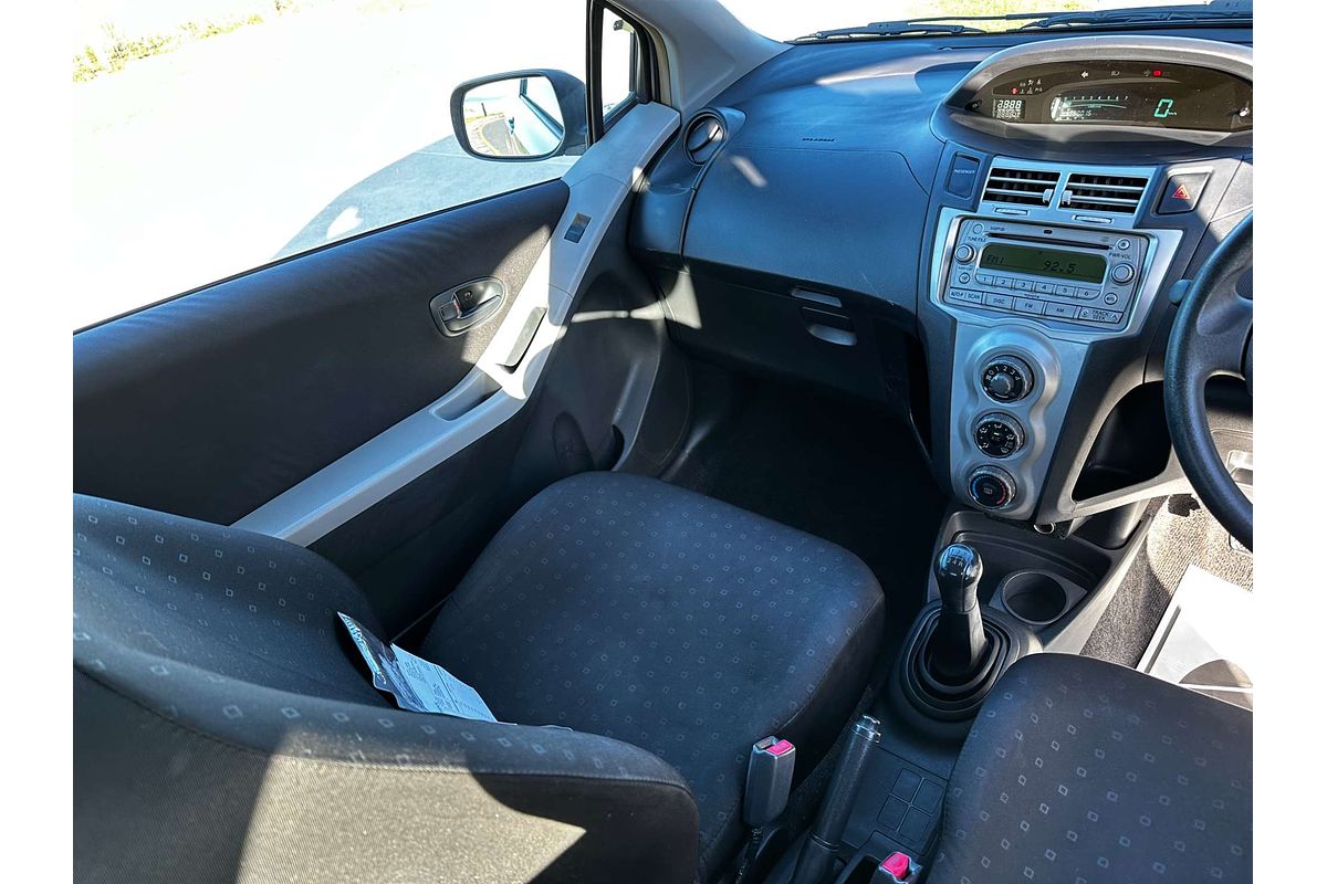 2006 Toyota Yaris YR NCP90R