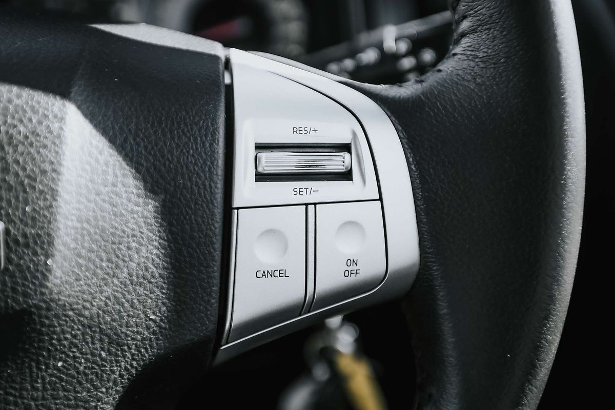 2016 Isuzu MU-X LS-U