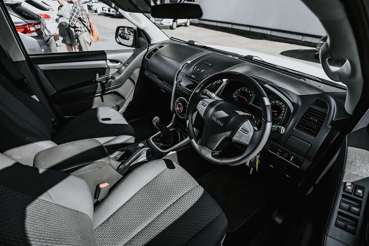 2016 Isuzu MU-X LS-U