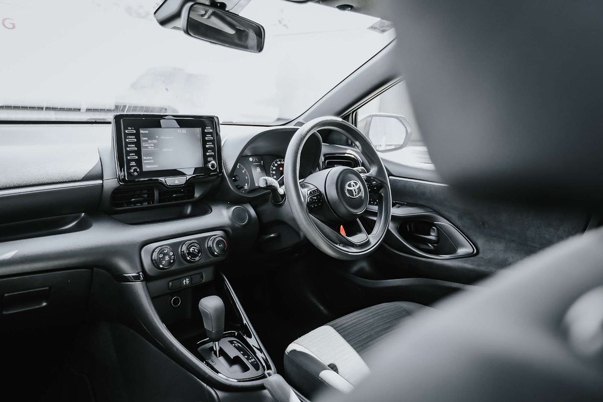 2022 Toyota Yaris Ascent Sport MXPA10R