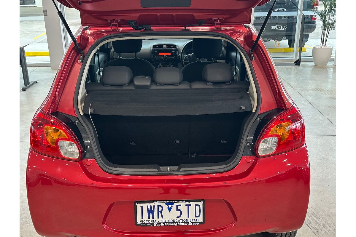 2014 Mitsubishi Mirage ES LA