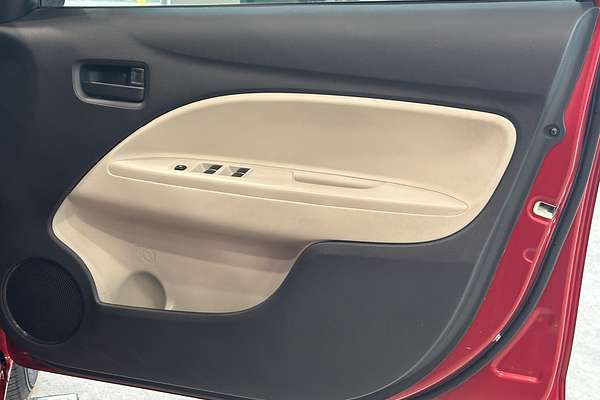 2014 Mitsubishi Mirage ES LA