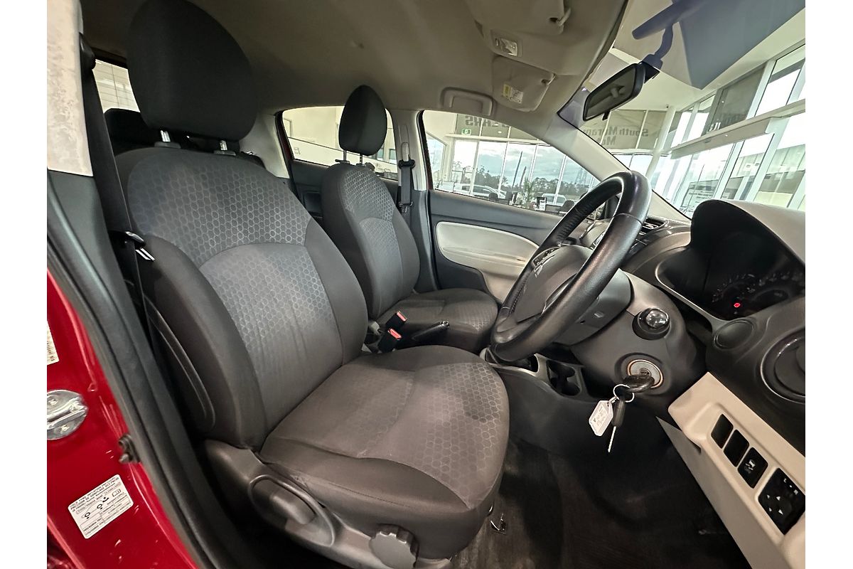 2014 Mitsubishi Mirage ES LA