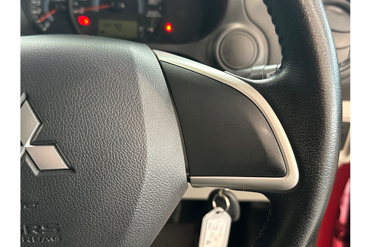 2014 Mitsubishi Mirage ES LA