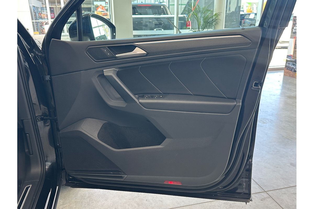 2023 Volkswagen Tiguan 162TSI Monochrome 5N