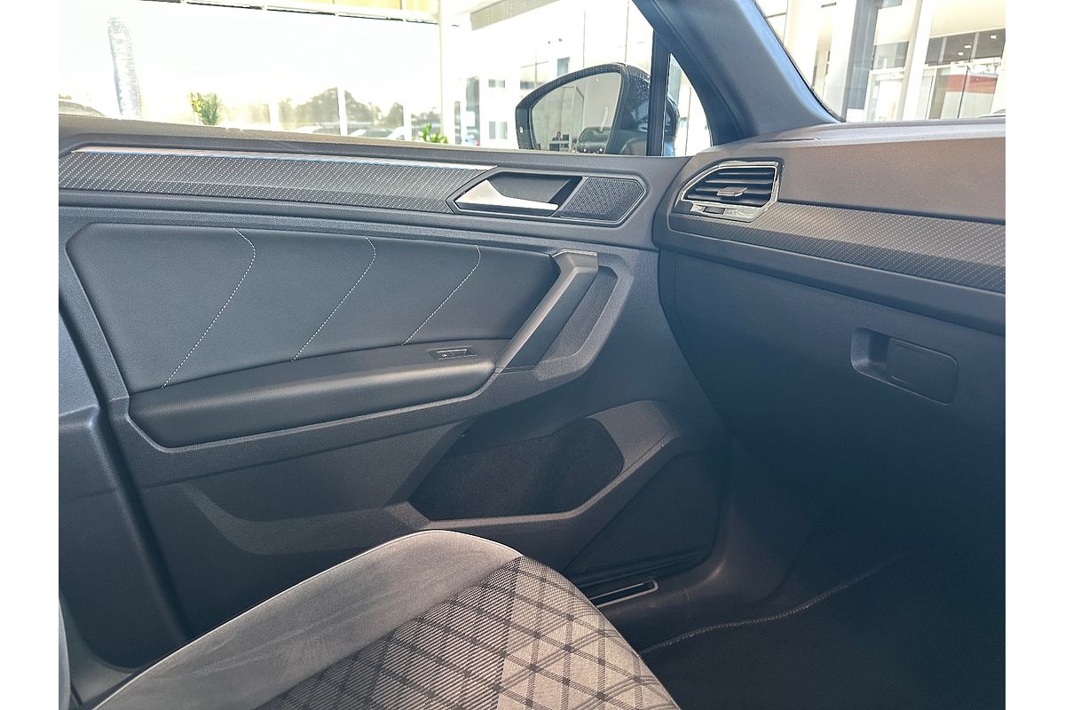 2023 Volkswagen Tiguan 162TSI Monochrome 5N