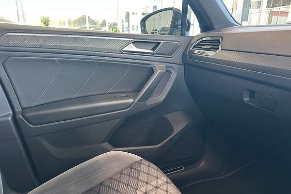 2023 Volkswagen Tiguan 162TSI Monochrome 5N