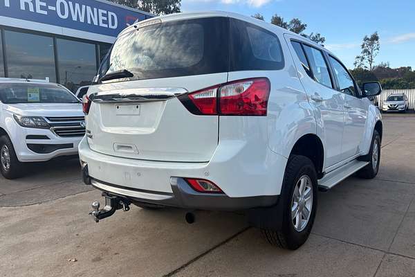 2016 Isuzu MU-X LS-M