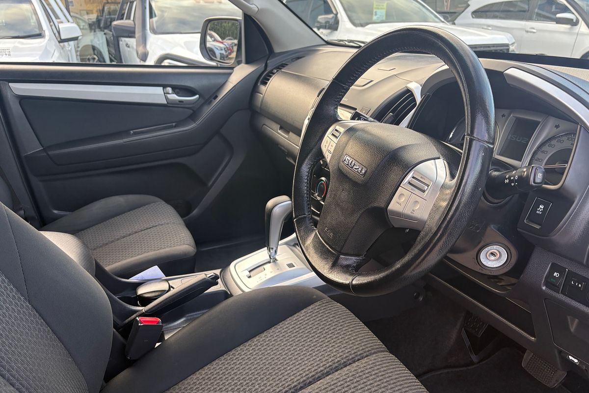 2016 Isuzu MU-X LS-M
