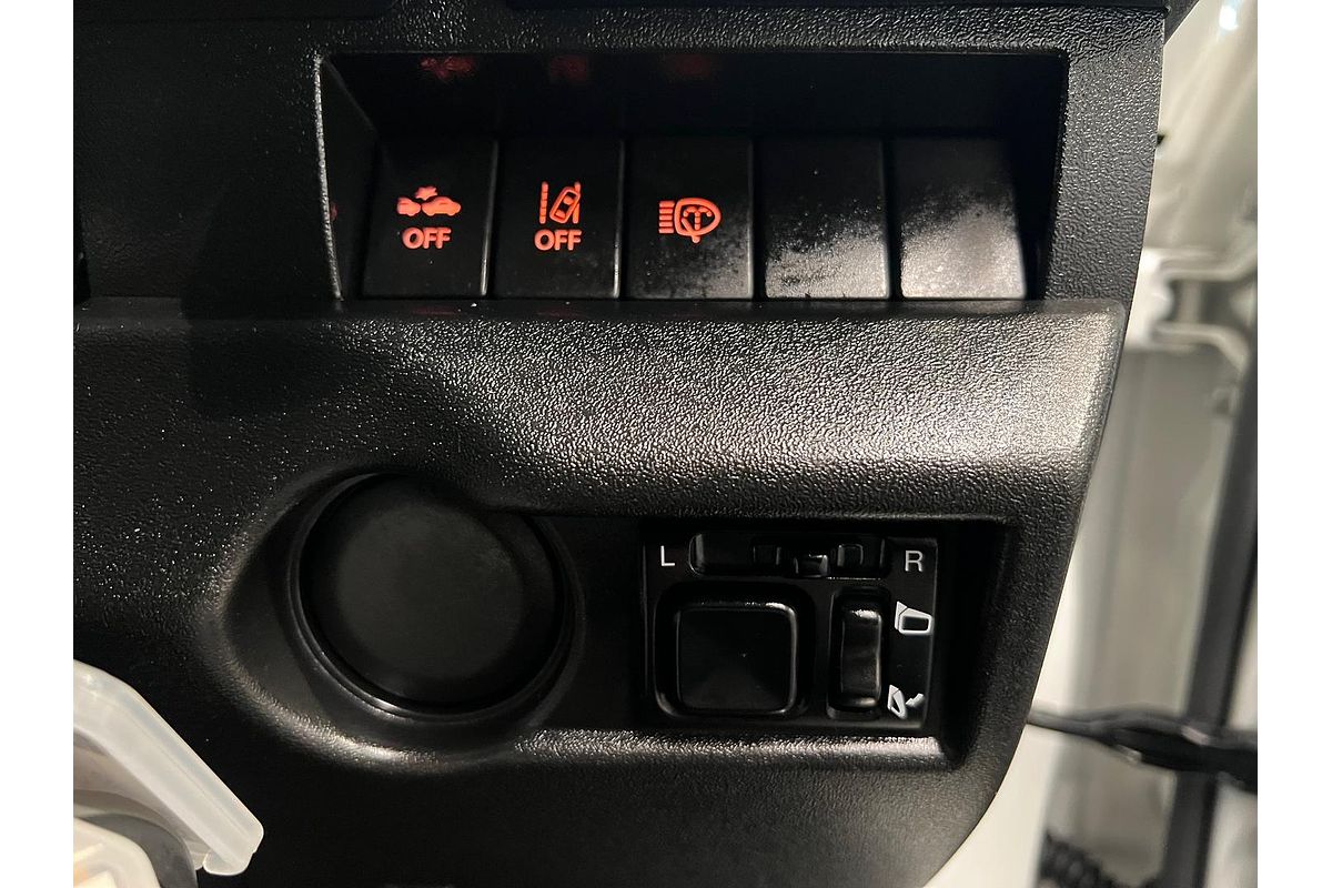 2023 Suzuki Jimny Heritage Edition GJ