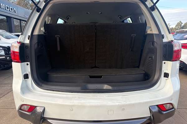 2016 Isuzu MU-X LS-M