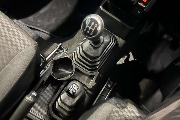 2023 Suzuki Jimny Heritage Edition GJ