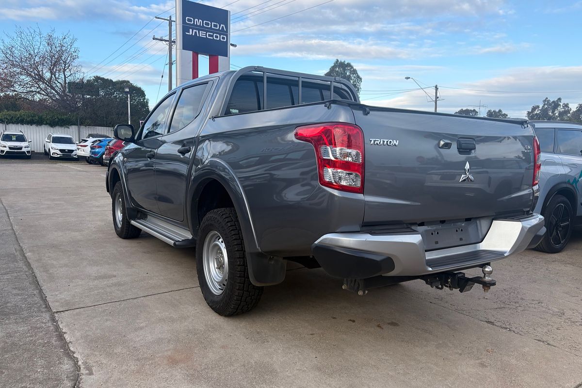 2018 Mitsubishi Triton GLX MQ 4X4