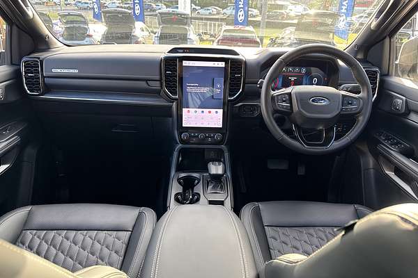 2025 Ford Everest Platinum 3.0L