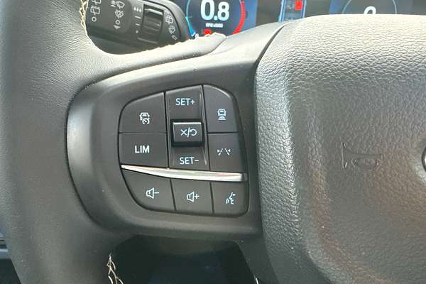 2025 Ford Everest Platinum 3.0L