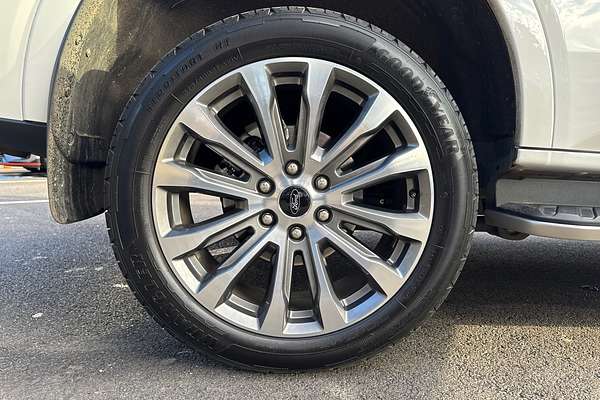 2025 Ford Everest Platinum 3.0L