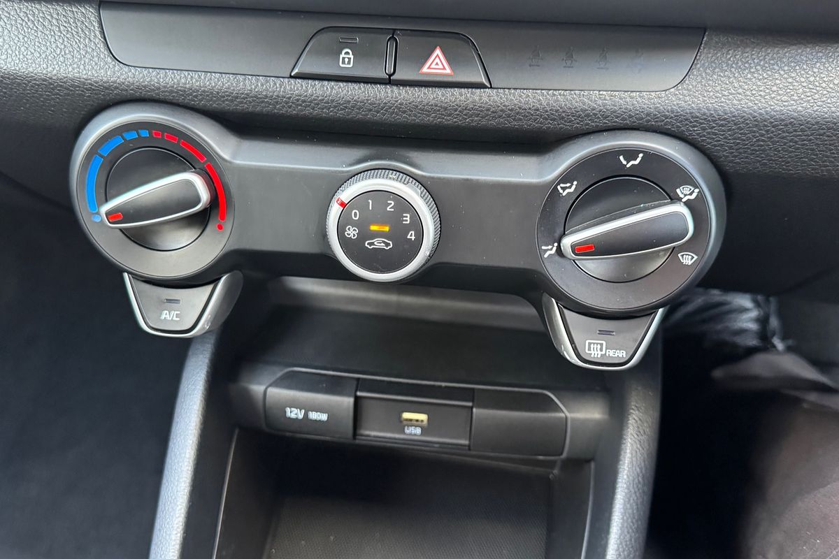 2022 Kia Stonic S YB
