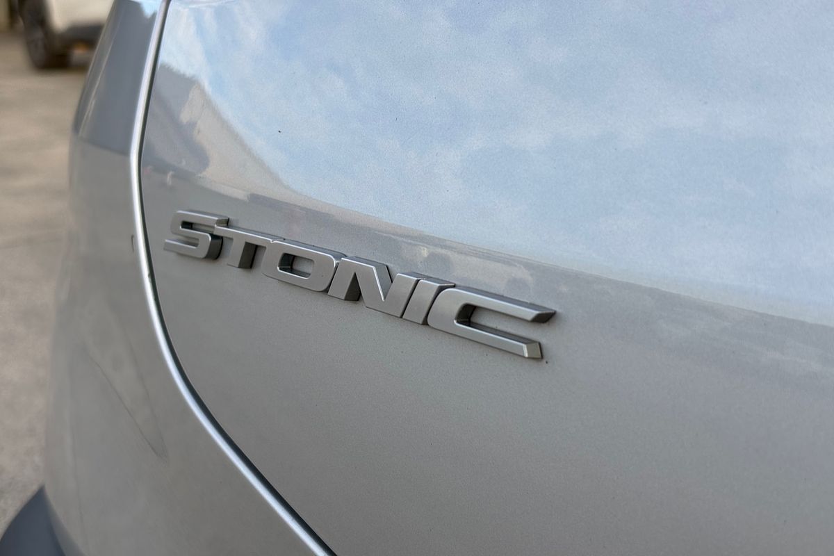 2022 Kia Stonic S YB