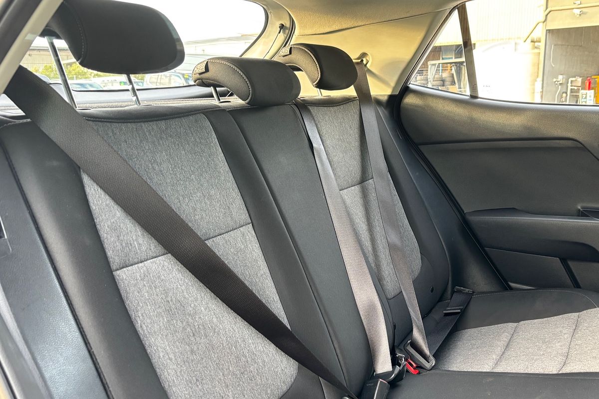 2022 Kia Stonic S YB