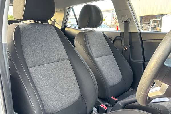 2022 Kia Stonic S YB