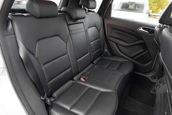 2015 Mercedes-Benz B-Class B200 W246