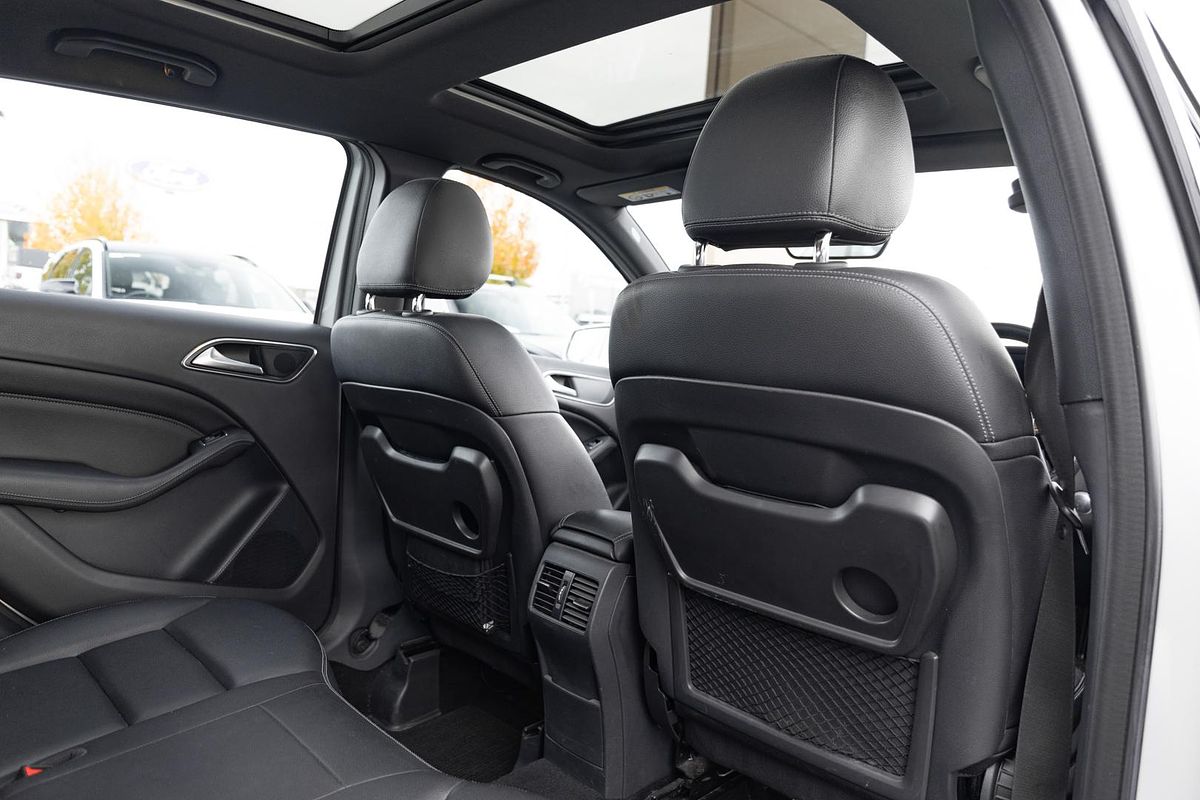 2015 Mercedes-Benz B-Class B200 W246