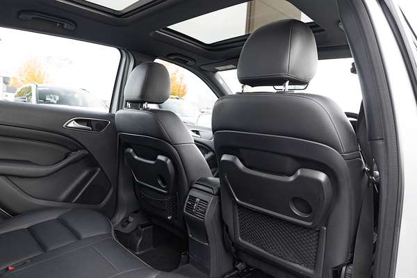 2015 Mercedes-Benz B-Class B200 W246