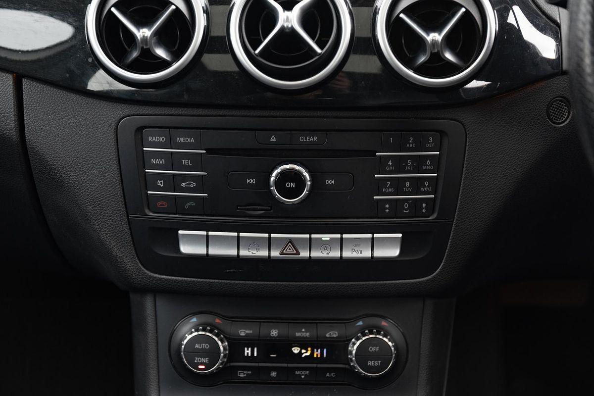 2015 Mercedes-Benz B-Class B200 W246