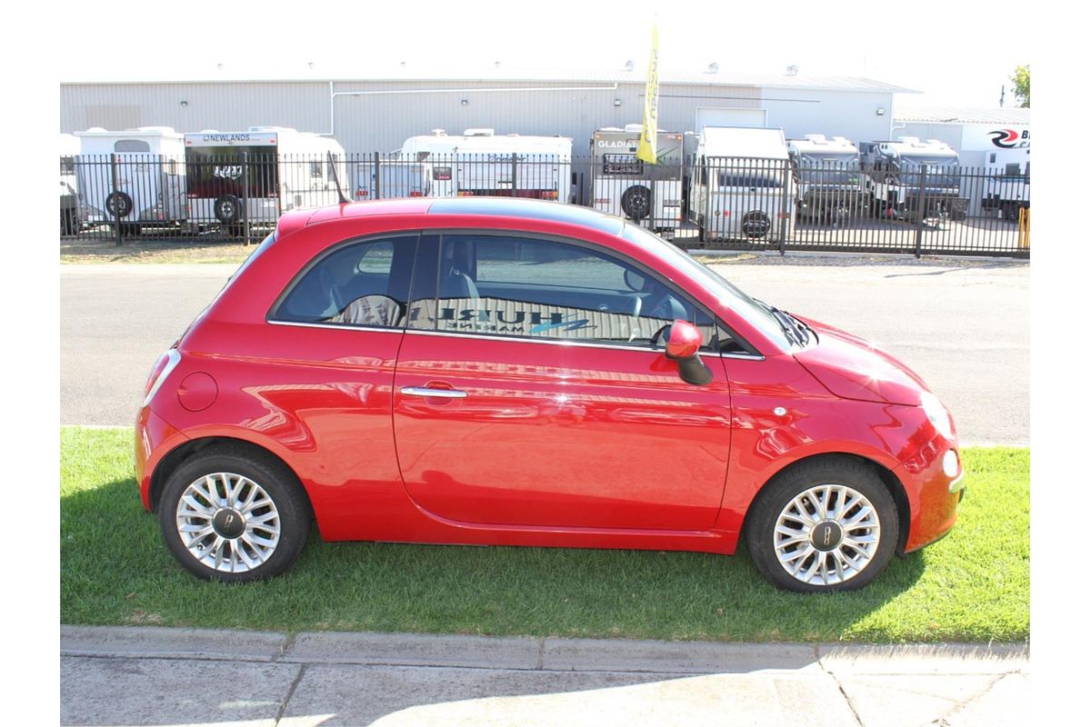2015 Fiat 500 Lounge Series 3