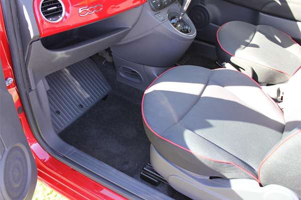 2015 Fiat 500 Lounge Series 3