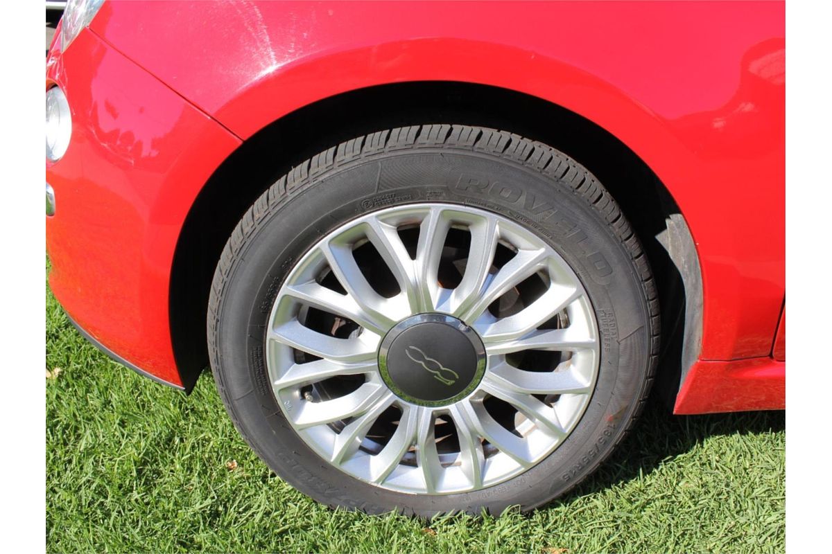 2015 Fiat 500 Lounge Series 3